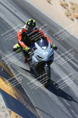 media/Dec-05-2024-Racers Edge (Thu) [[e102e0690b]]/3-B Group/Session 2 (Turn 12 Inside)/